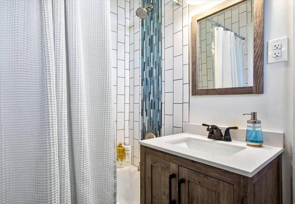 Private House Mins To Maymont Park, Trails & Vcu! Richmond Exterior photo